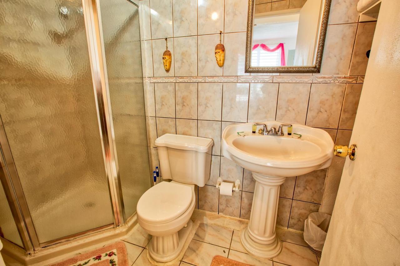 Coconut Palms Inn Рінкон Екстер'єр фото