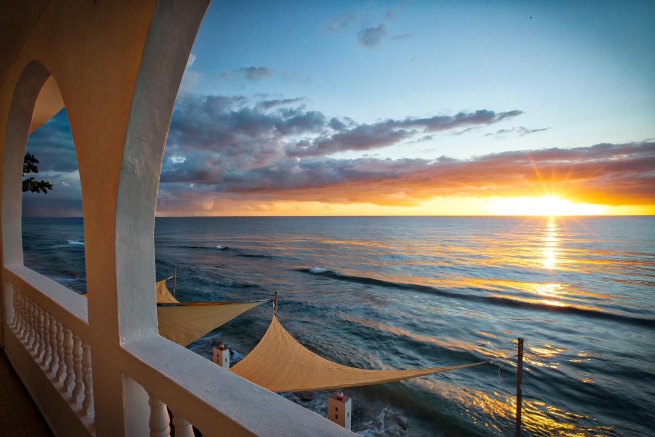 Coconut Palms Inn Рінкон Екстер'єр фото