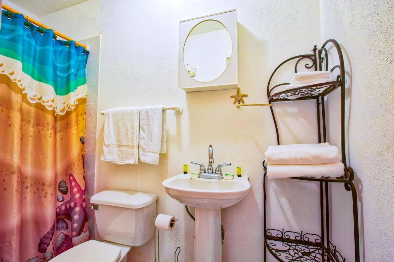 Coconut Palms Inn Рінкон Екстер'єр фото