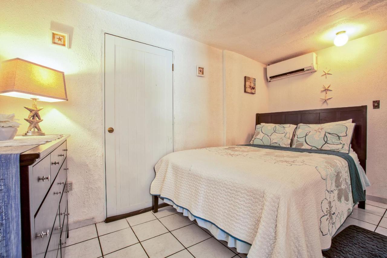 Coconut Palms Inn Рінкон Екстер'єр фото